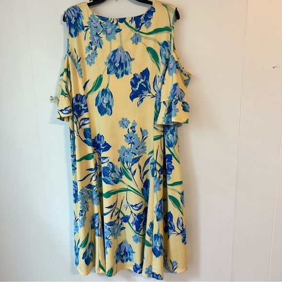 Women’s size 1X N Touch Floral Yellow and Blue Women's Dress. Cold shoulder. - Picture 7 of 9